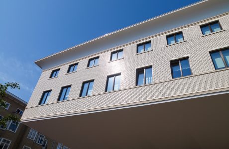 Maatwerk Glazuurbakstenen | Nieuwbouw Culinair Centrum en Hotel Project Zuidblok| Stadionplein, Amsterdam | Architect: Kollhoff Architekten | Contractors: Pieters Bouwtechniek, Vink Bouw en IQNN Vastgoed |  Client: IQNN Vastgoed