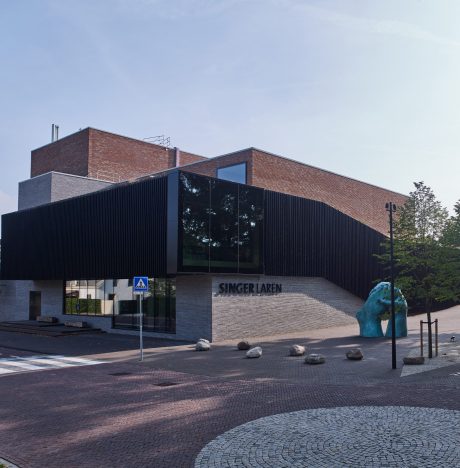 Speciaal Grijs WS LF510 | Nieuwbouw Kunstmuseum Singer Laren | Oude Drift, Laren | Architect: Oscar Vos, Krft & Sanne Oomen, Oomen Ontwerpt | Client: Singer Laren |  Photographer: Christian van der Kooy | Completion Date: 2017-01-01