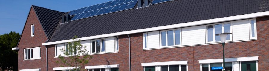 Dakpan: Madura Leikleur Mat Engobe 703 | Gevelbakstenen: Sinterblauw en Classo Alverna HV WF | Nieuwbouw Tussenwoningen | Berckelbosch, Eindhoven | Architect: luijten | smeulders | architecten, Tilburg | Client: IQwoning, Weert | Completion Date: 2009-01-01