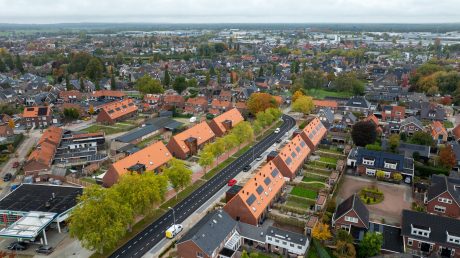 Nieuwbouw 28 woningen | Irenestraat, Rijssen | Gevelbaksteen: Menton en Blauwrood Genuanceerd ClickBrick | Dakpan: Maduramax natuurood+