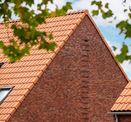 Nieuwbouw 28 woningen | Irenestraat, Rijssen | Gevelbaksteen: Menton en Blauwrood Genuanceerd ClickBrick | Dakpan: Maduramax natuurood+