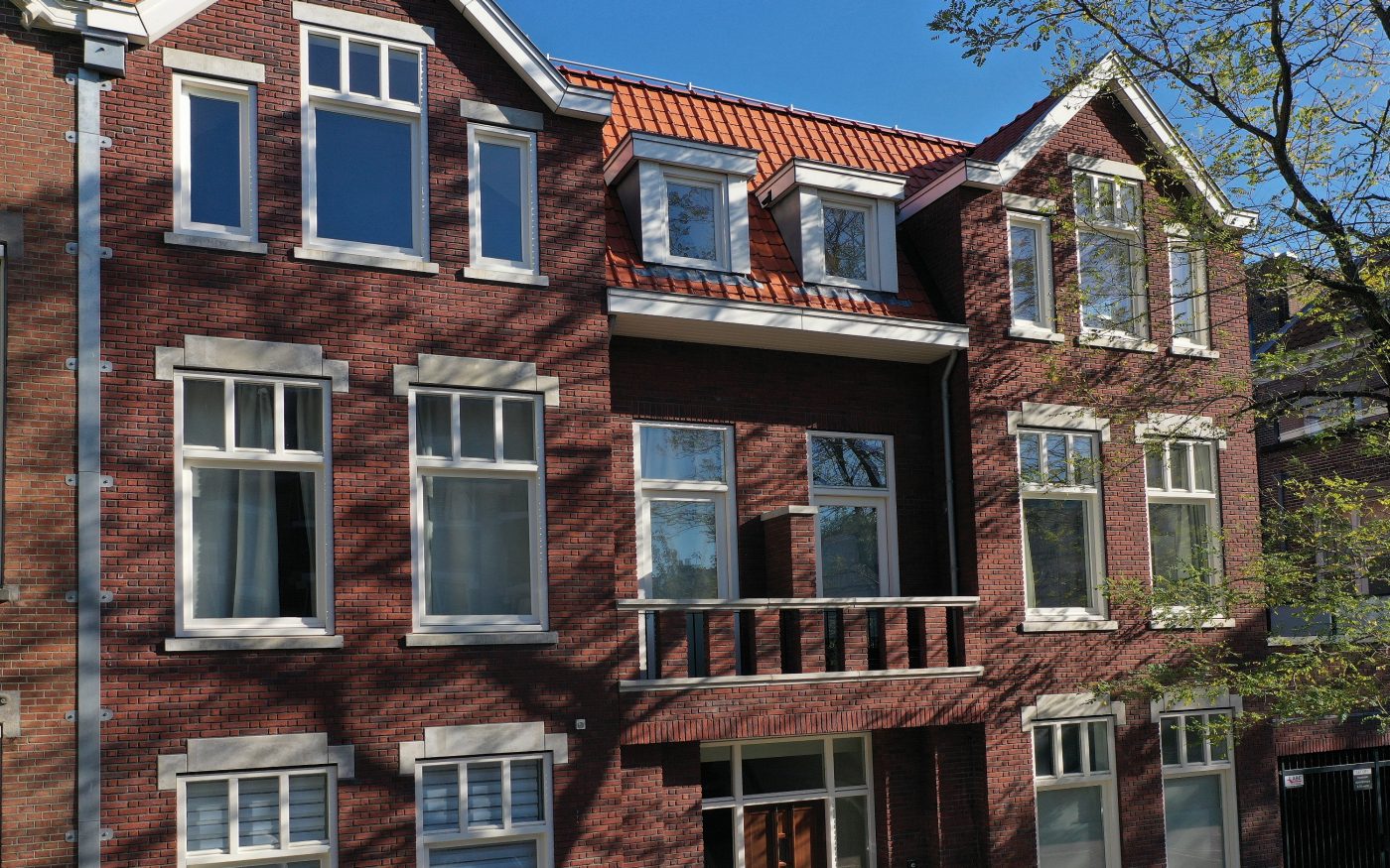Nieuwbouw 6 appartementen | Bachmanstraat, Benoordenhout Den Haag | Gevelbaksteen: Forum Pampas HV Ecobrick | Dakpan: Tuile du Nord 44 natuurrood | Architect: Bureau Kroner