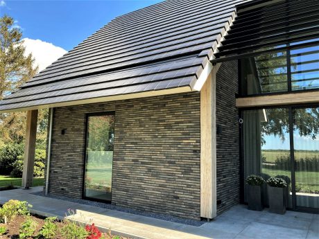 Moderne schuurwoning | Nationaal Park Drents-Friese Wold | Gevelbakstenen: Lumina WS LF400 en VF | Dakpan: Actua 10 EB edel-engobe