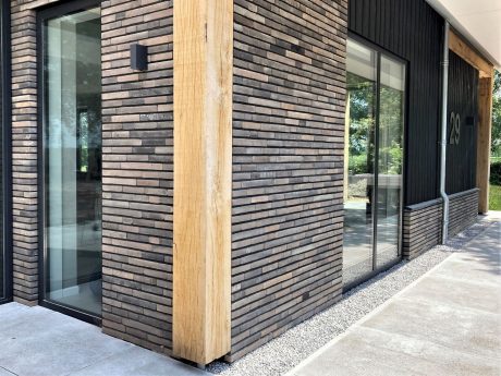 Moderne schuurwoning | Nationaal Park Drents-Friese Wold | Gevelbakstenen: Lumina WS LF400 en VF | Dakpan: Actua 10 EB edel-engobe