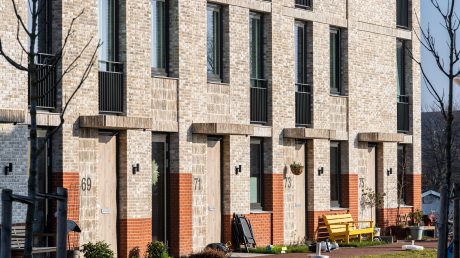 6 appartementengebouwen en rijwoningen de Bongerd | Oeverzone, Amsterdam | Gevelbakstenen: Catalunya HV WF en de Marziale HV WF