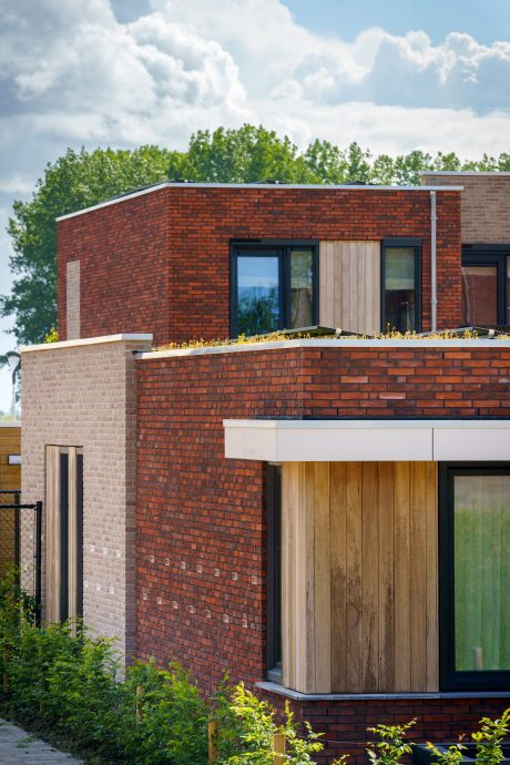 Nieuwbouw 18 woningen | Groene Oase, Steenbergen | Gevelbakstenen: Jotun Park HV WF215 EB65 en de Forum Prata Genuanceerd HV WF215 EB65