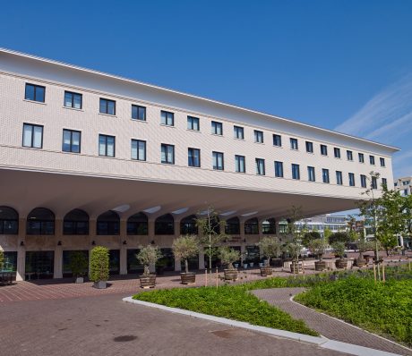 Maatwerk Glazuurbakstenen | Nieuwbouw Culinair Centrum en Hotel Project Zuidblok| Stadionplein, Amsterdam | Architect: Kollhoff Architekten | Contractors: Pieters Bouwtechniek, Vink Bouw en IQNN Vastgoed |  Client: IQNN Vastgoed