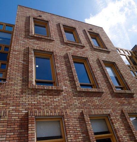 Kolengestookt Zeisterbont VB WF | Nieuwbouw Stadhuiskwartier | Grote Kerkhof, Deventer | Architect: Neutelings Riedijk Architecten, Rotterdam | Contractor: BAM Woningbouw Noordoost- Zwolle | Client: Gemeente Deventer | Completion Date: 2016-01-01