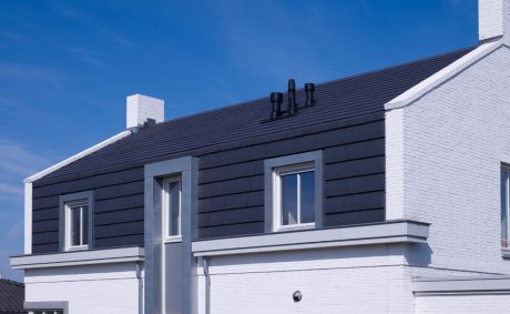 Gevelbakstenen: Waalrood HV WF, Dommelrood HV WF, Blauwrood Genuanceerd HV WF, Grijs HV WF, Etna HV WF en Euroa HV WF | Dakpannen: VHV Blauw Gesmoord 706, VHV Natuurrood+ 652 en Datura Natuurrood+ 652 | Nieuwbouw Tussenwoningen en 2-onder-1-kapwoningen | Welgelegen, Ouddorp | Architect: Zeelenberg Architectuur, Ouddorp | Contractor: Boeter Bouwbedrijf, Sommelsdijk, Kroon & De Koning Zwijndrecht BV, Zwijndrecht | Client: Gemeente Goedereede | Completion Date: 2015-01-01