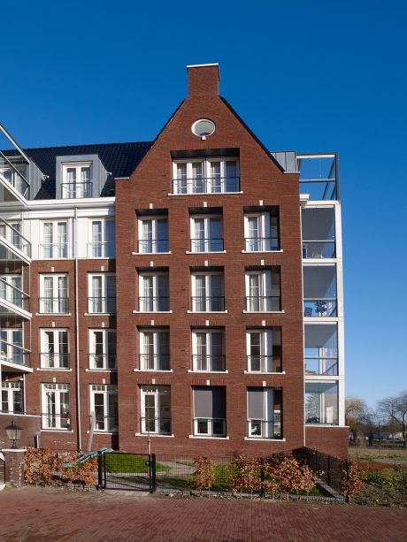 Dinkelrood Flash HV WF, Dommelrood HV WF en Marowijne Rood Zand HV WF | Nieuwbouw Woonlandschap De Leyhoeve | Tilburg | Architect: Marquart Architecten, Raamsdonksveer, Hans Marquart | Completion Date: 2016-01-01