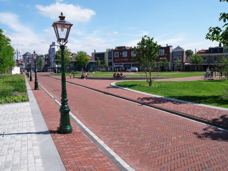 Herinrichting Garenmarkt | Leiden | Straatbakstenen mix: Binnenste Beter-mix | Aannemer: Dura Vermeer, Rotterdam | Ontwerp: Gemeente Leiden