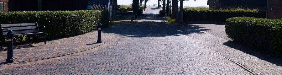 Herbestrating historisch kerkplein Zalk