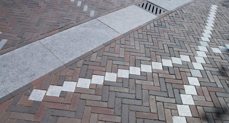 Renovatie straat | Binnenweg, Heemstede | Straatbakstenen mix: Novoton wasserstrich (93%) en Arduin wasserstrich (7%) DF | Opdrachtgever: Gemeente Heemstede | Aannemer: Compeer B.V., Halfweg