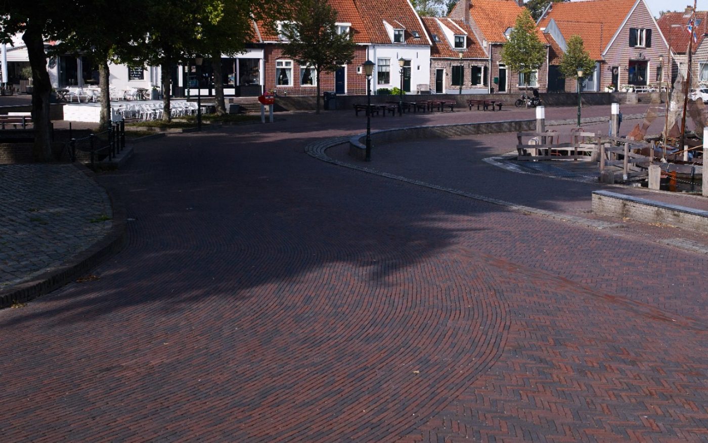 Herontwikkeling | Havengebied, Elburg | Straatbakstenen: mix