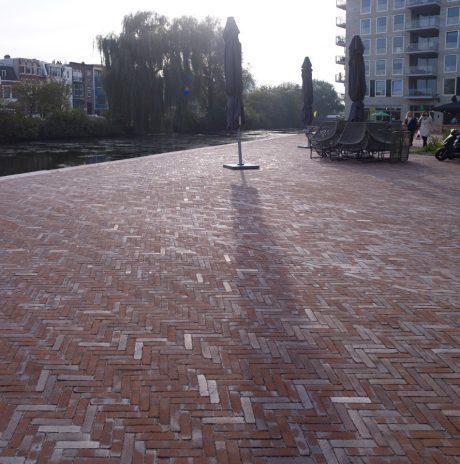 Ontwikkeling centrum | Oostpoort, Amsterdam-Oost | Straatbaksteen: Rosa wasserstrich DF | Opdrachtgever: Gemeente Amsterdam, Deelraad Oost