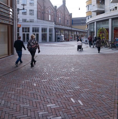 Ontwikkeling centrum | Oostpoort, Amsterdam-Oost | Straatbaksteen: Rosa wasserstrich DF | Opdrachtgever: Gemeente Amsterdam, Deelraad Oost