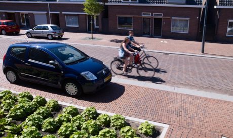 Herontwikkeling Santrijngebied, Oosterhout | Straatbakstenen mix: Bruno WF, DF en KK80, Argenti  KK70, Mastiek DF en KK80 | Architect: Rijnboutt, Amsterdam | Opdrachtgever: Gemeente Oosterhout | Aannemer: Van der Zanden, Moergestel 