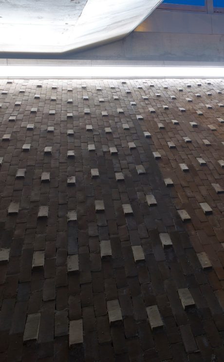 Realisatie Talud | Amstellaan, Deventer | Straatbakstenen mix: Brons wasserstrich en Varia Puur wasserstrich DF | Architect: One Architecture, Amsterdam | Opdrachtgever: Gemeente Deventer | Ontwikkelaar: Van Spijker Infrabouw, Meppel