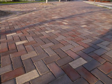 Herontwikkeling | Havenstraat, Huizen | Straatbakstenen: Siena, Mastiek, Ravenna en Padova KK en Wit geglazuurde straatbakstenen