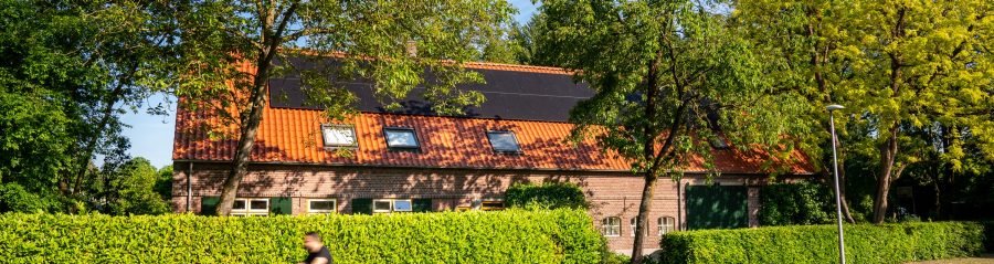 Dakrenovatie historische boerderij Veldhoven
