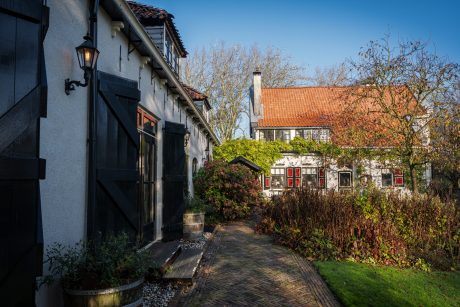 Landgoed Land van Belofte, Moerkapelle | Dakpan: Oude Holle 451 vieilli rood