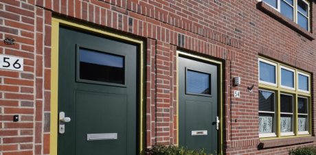 Renovatie 50 woningen | Kolkakkerweg, Ede | Gevelbaksteen: Rood Kolengestookt VB RE | Architect: OpZoom Architecten | Aannemer: KlokGroep Totaalonderhoud | Opdrachtgever: Woningcorporatie Woonstede