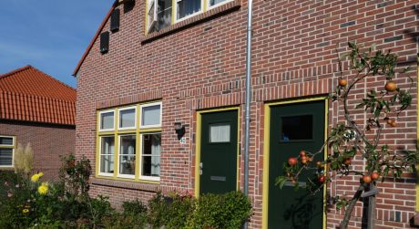 Renovatie 50 woningen | Kolkakkerweg, Ede | Gevelbaksteen: Rood Kolengestookt VB RE | Architect: OpZoom Architecten | Aannemer: KlokGroep Totaalonderhoud | Opdrachtgever: Woningcorporatie Woonstede