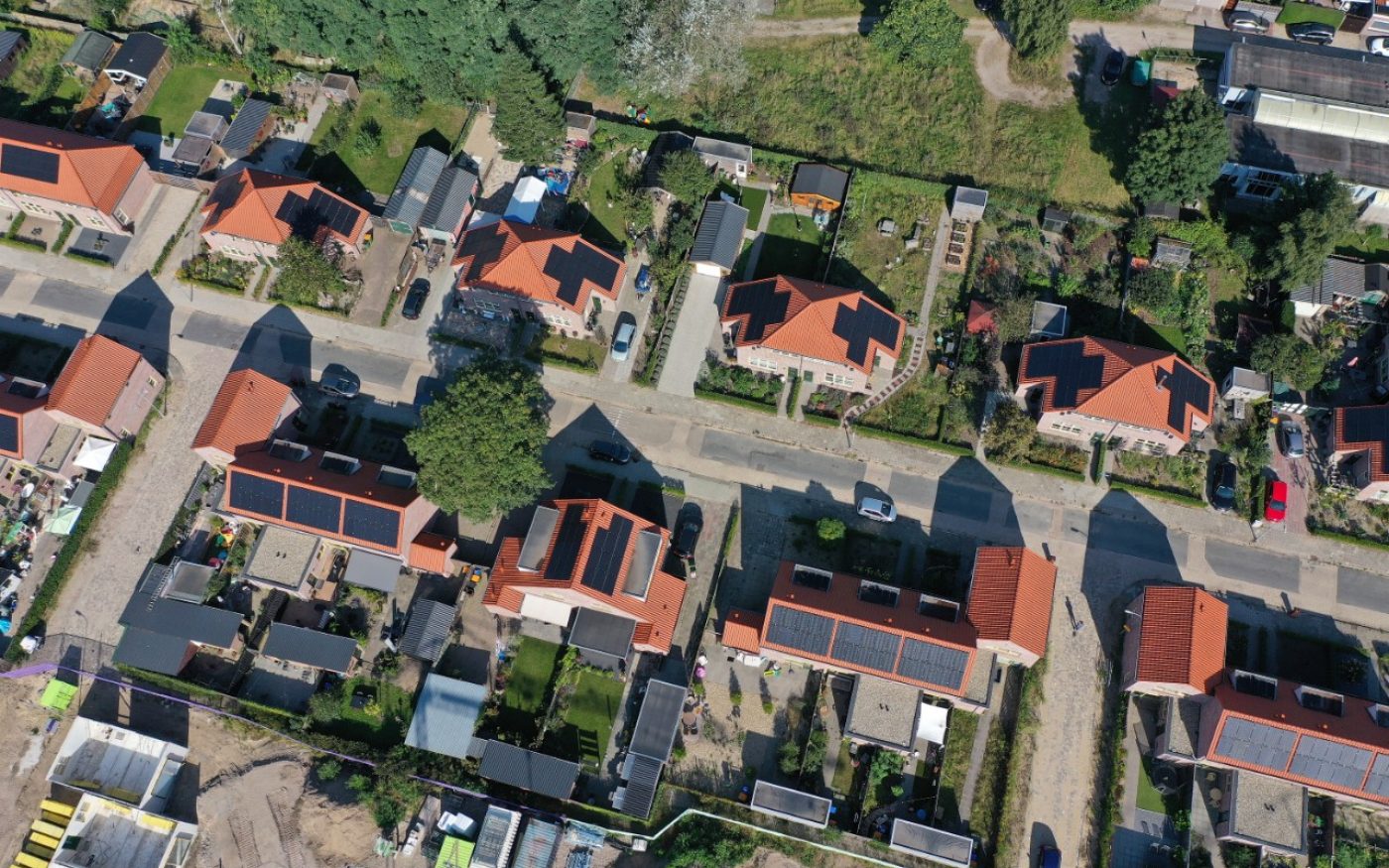 Renovatie 50 woningen | Kolkakkerweg, Ede | Gevelbaksteen: Rood Kolengestookt VB RE | Architect: OpZoom Architecten | Aannemer: KlokGroep Totaalonderhoud | Opdrachtgever: Woningcorporatie Woonstede