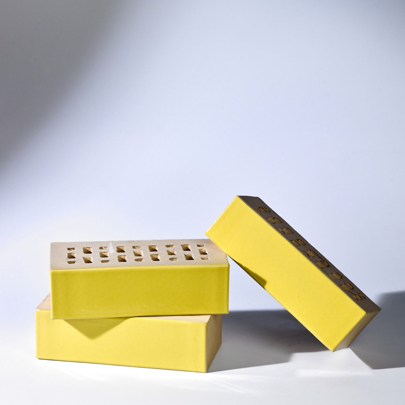 Sfeerbeeld van de Crystal serie glazuurbakstenen in standaard kleuren