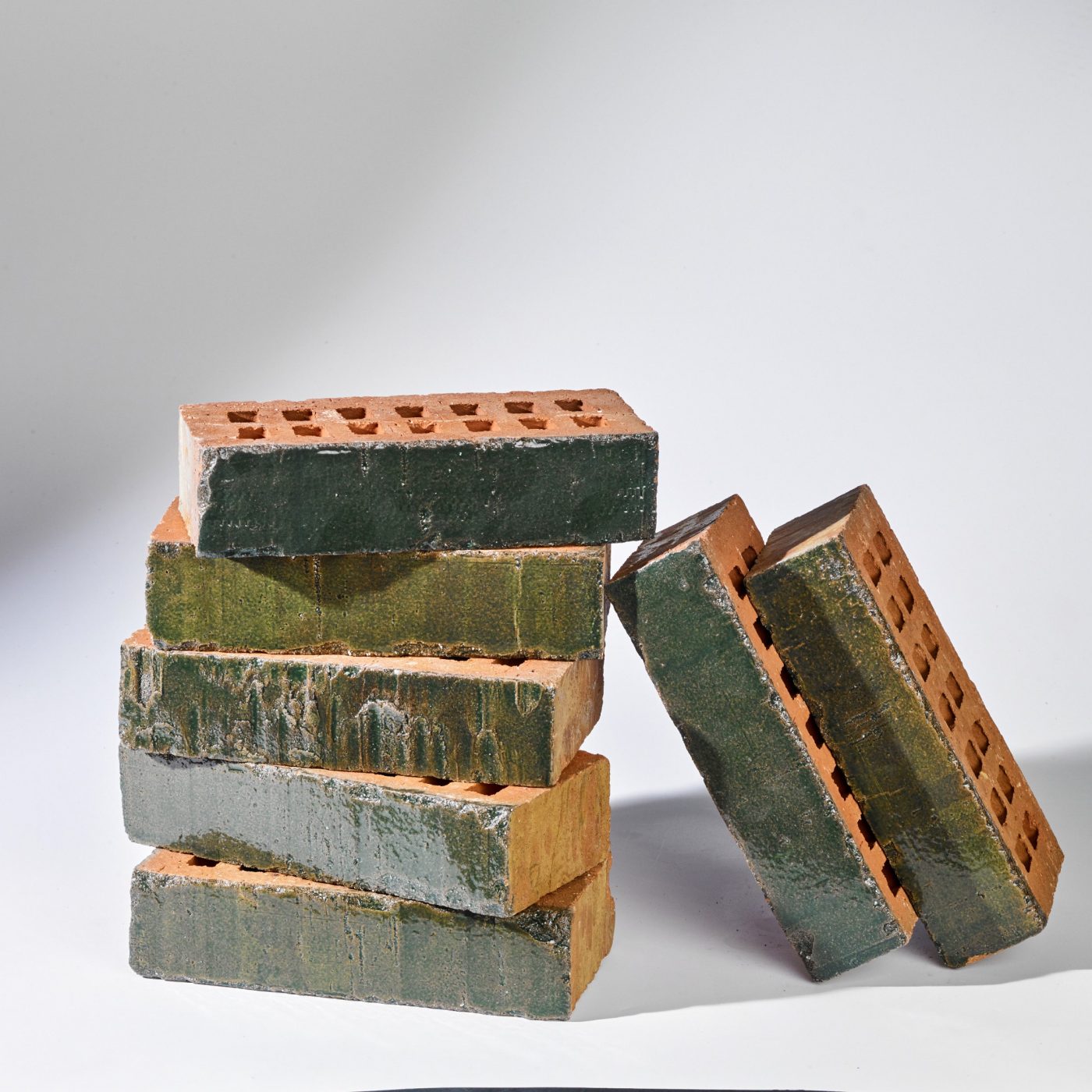 Sfeerbeeld van de Mineral serie glazuurstenen